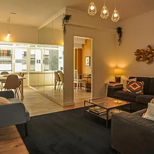 Casa de hóspedes Marques De Pombal - 8 Bedroom, Lisboa